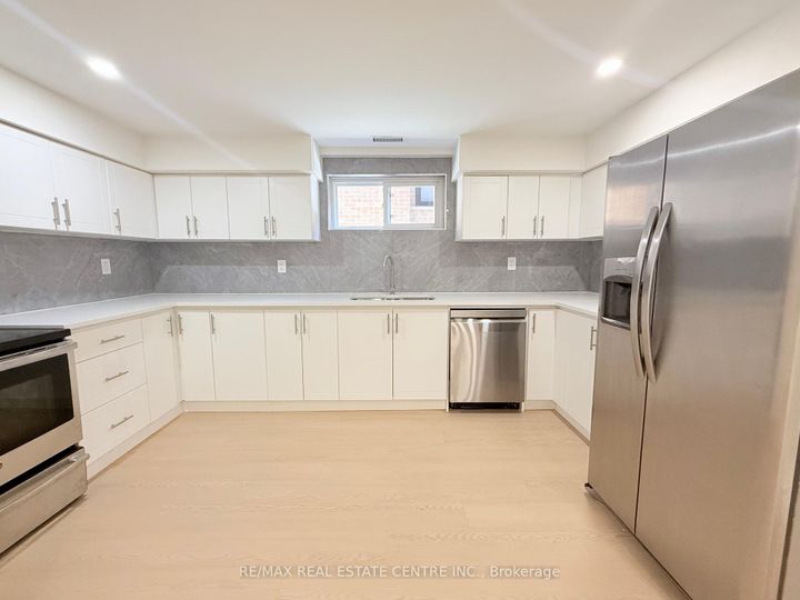 Photo 31 at 1215 Larny Court, Rathwood, Mississauga