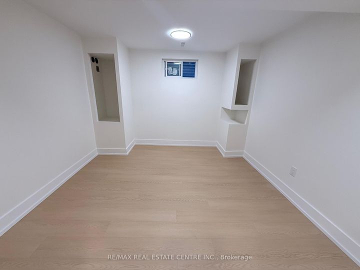 Photo 38 at 1215 Larny Court, Rathwood, Mississauga