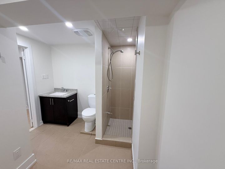 Photo 39 at 1215 Larny Court, Rathwood, Mississauga