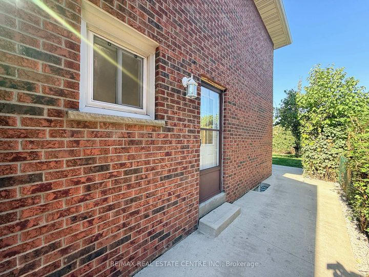 Photo 40 at 1215 Larny Court, Rathwood, Mississauga