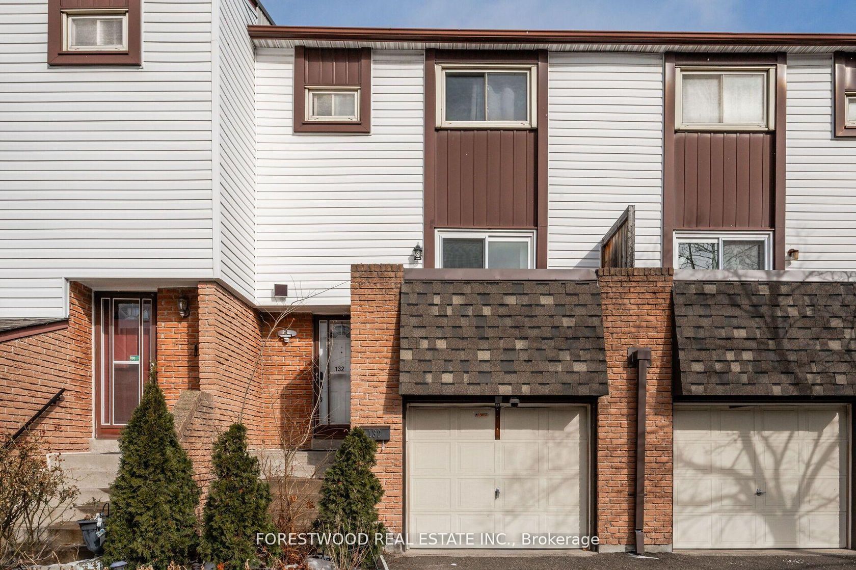 132 - 1221 Dundix Road, Applewood, Mississauga 