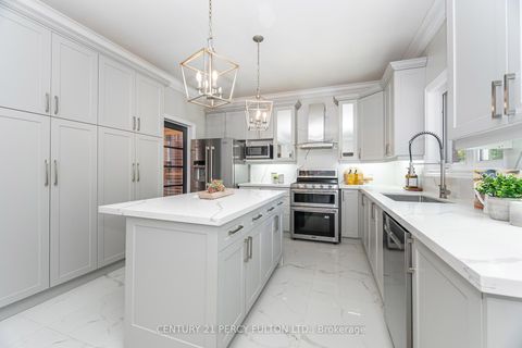 Photo 9 at 35 Goodhart Crescent, Northwest Ajax, Ajax