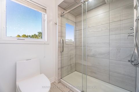 Photo 31 at 35 Goodhart Crescent, Northwest Ajax, Ajax