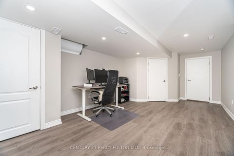 Photo 34 at 35 Goodhart Crescent, Northwest Ajax, Ajax