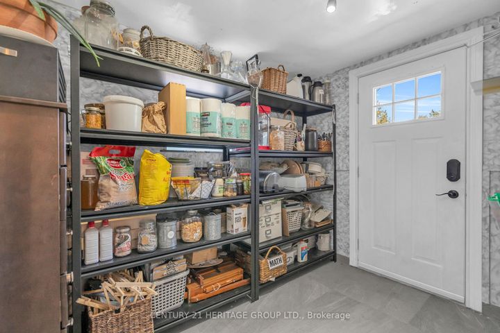 Photo 24 at 4235 4th Line, Rural Bradford West Gwillimbury, Bradford West Gwillimbury