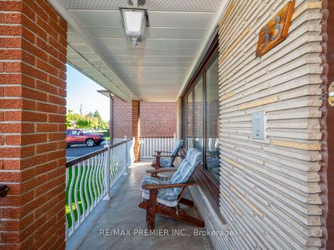 Photo 2 at 33 Clair Road, Jane Heights, Toronto