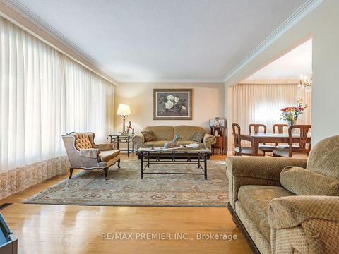 Photo 4 at 33 Clair Road, Jane Heights, Toronto