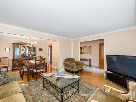 Photo 5 at 33 Clair Road, Jane Heights, Toronto