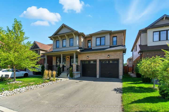 Photo 1 at 126 CACTUS Crescent, Stoney Creek Mountain, Hamilton