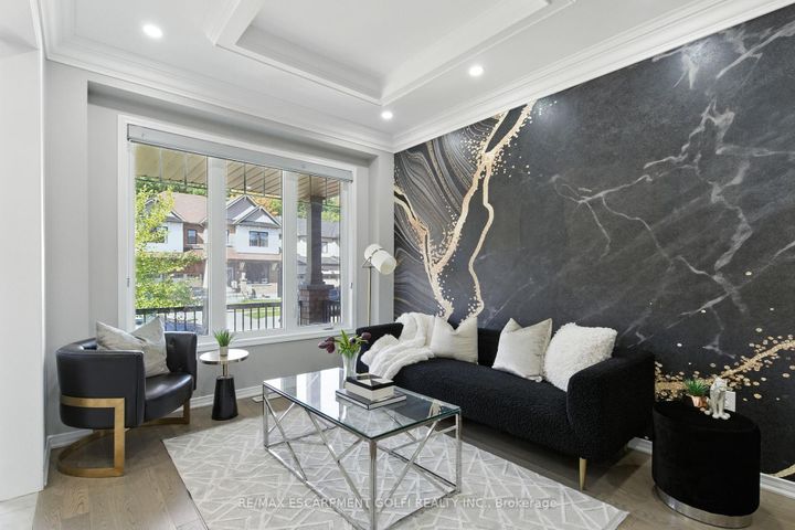 Photo 6 at 126 CACTUS Crescent, Stoney Creek Mountain, Hamilton