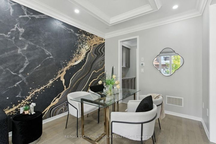 Photo 9 at 126 CACTUS Crescent, Stoney Creek Mountain, Hamilton