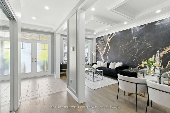 Photo 11 at 126 CACTUS Crescent, Stoney Creek Mountain, Hamilton