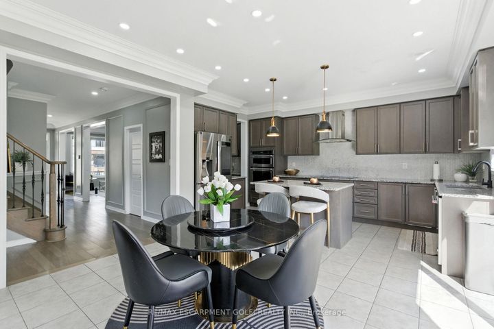 Photo 21 at 126 CACTUS Crescent, Stoney Creek Mountain, Hamilton