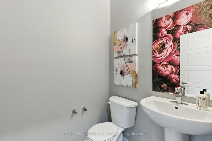 Photo 28 at 126 CACTUS Crescent, Stoney Creek Mountain, Hamilton