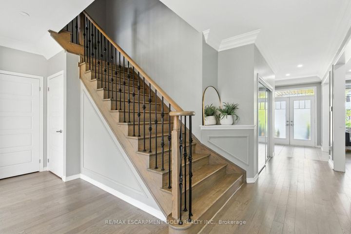 Photo 30 at 126 CACTUS Crescent, Stoney Creek Mountain, Hamilton