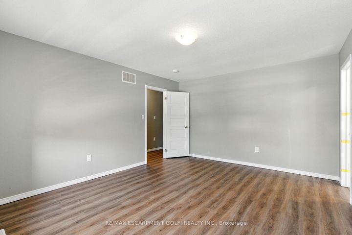 Photo 34 at 126 CACTUS Crescent, Stoney Creek Mountain, Hamilton