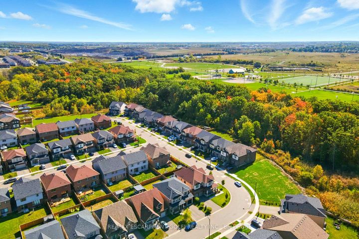 Photo 44 at 126 CACTUS Crescent, Stoney Creek Mountain, Hamilton