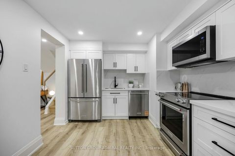Photo 21 at G7 - 296 Mill Road, Markland Wood, Toronto