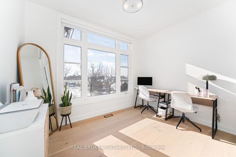 Photo 28 at 48 - 8167 Kipling Avenue, West Woodbridge, Vaughan
