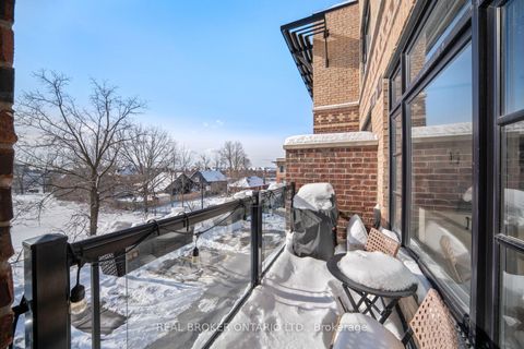 Photo 31 at 48 - 8167 Kipling Avenue, West Woodbridge, Vaughan