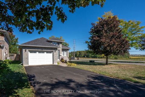 Photo 2 at 58 Stagemaster Crescent, Courtice, Clarington