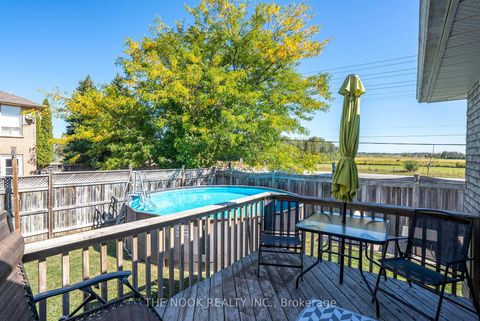 Photo 27 at 58 Stagemaster Crescent, Courtice, Clarington