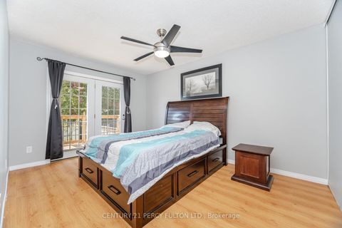 Photo 14 at 30 Firwood Avenue, Courtice, Clarington