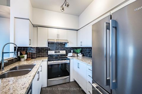 Photo 7 at 909 - 39 Parliament Street, Waterfront Communities C8, Toronto
