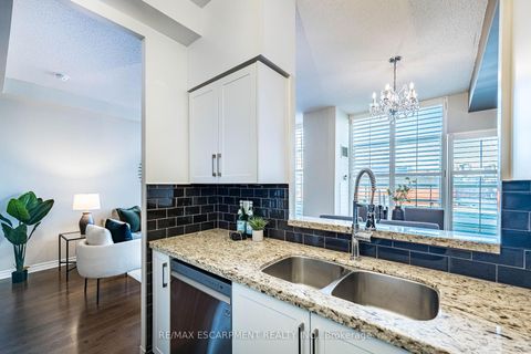 Photo 8 at 909 - 39 Parliament Street, Waterfront Communities C8, Toronto
