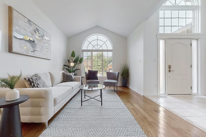 Photo 3 at 320 Waterbury Crescent, Port Perry, Scugog