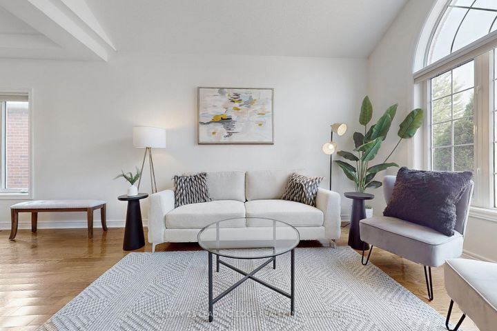 Photo 4 at 320 Waterbury Crescent, Port Perry, Scugog