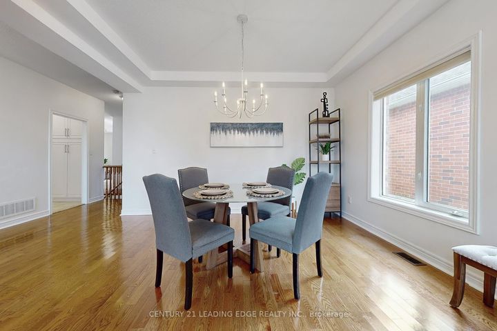 Photo 6 at 320 Waterbury Crescent, Port Perry, Scugog
