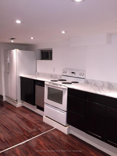 Photo 12 at 360A Lawrence Avenue W, Nortown, Toronto