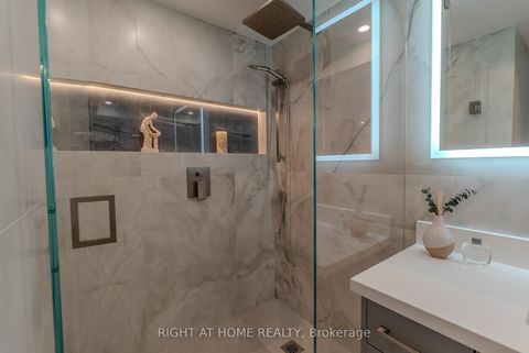Photo 6 at 608 - 447 Walmer Road, Forest Hill South, Toronto