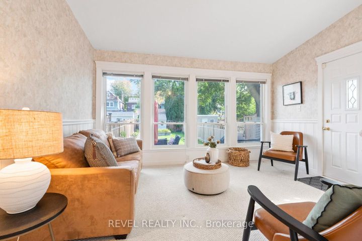 Photo 8 at 237 Bartlett Avenue, Junction, Toronto