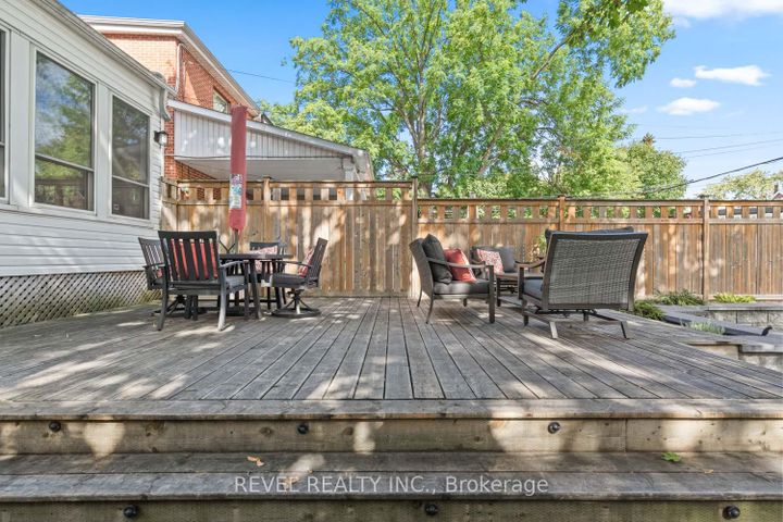 Photo 17 at 237 Bartlett Avenue, Junction, Toronto