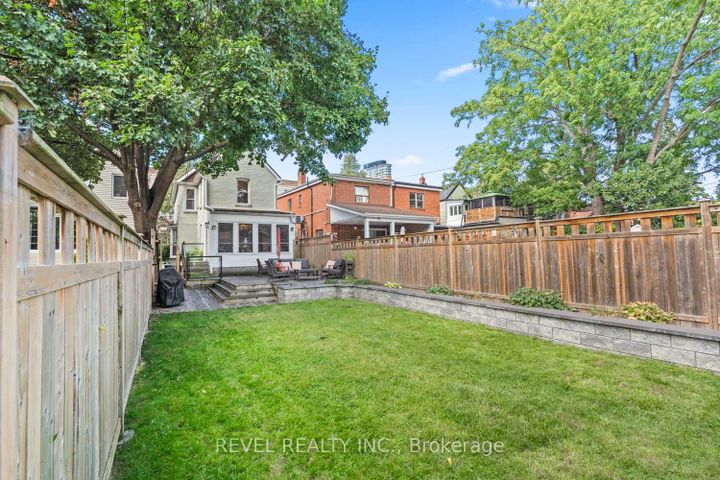 Photo 19 at 237 Bartlett Avenue, Junction, Toronto