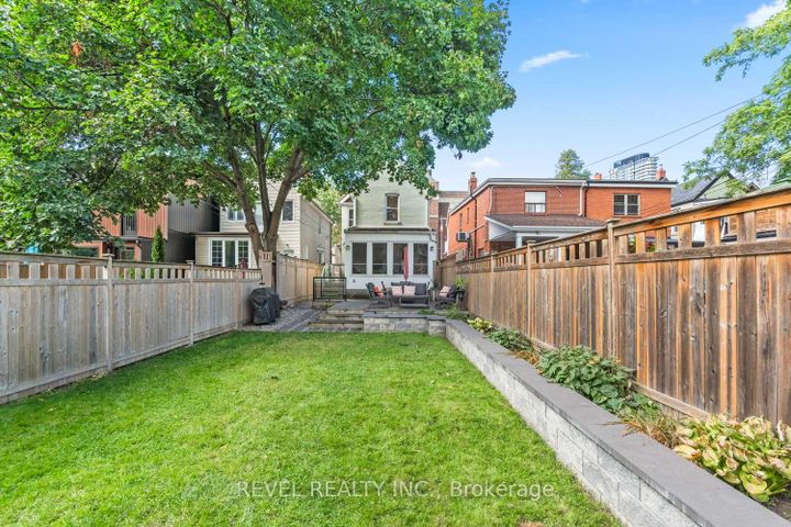 Photo 20 at 237 Bartlett Avenue, Junction, Toronto