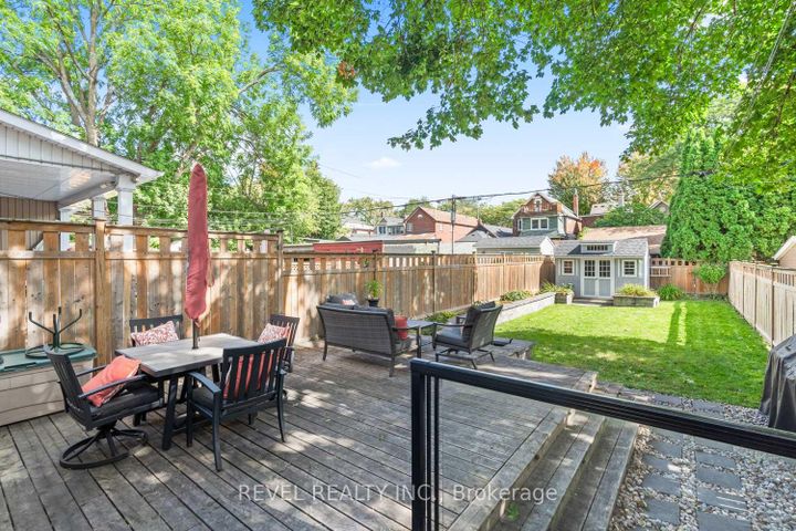 Photo 23 at 237 Bartlett Avenue, Junction, Toronto