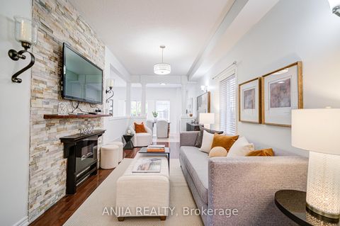 Photo 5 at 97 Blackthorn Drive, Maple, Vaughan
