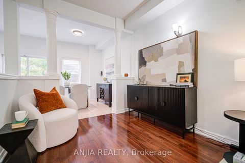Photo 8 at 97 Blackthorn Drive, Maple, Vaughan