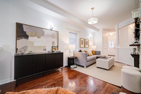Photo 9 at 97 Blackthorn Drive, Maple, Vaughan