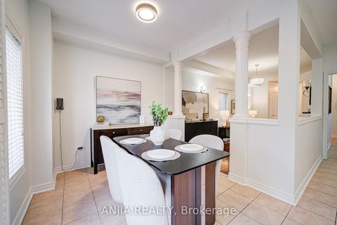 Photo 10 at 97 Blackthorn Drive, Maple, Vaughan