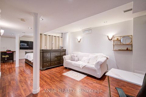 Photo 31 at 97 Blackthorn Drive, Maple, Vaughan