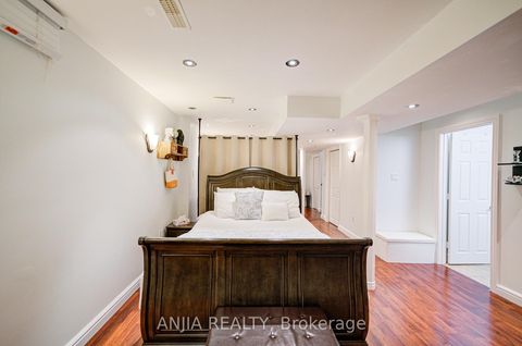 Photo 36 at 97 Blackthorn Drive, Maple, Vaughan