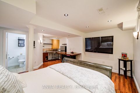 Photo 37 at 97 Blackthorn Drive, Maple, Vaughan