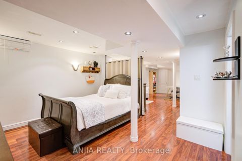 Photo 42 at 97 Blackthorn Drive, Maple, Vaughan