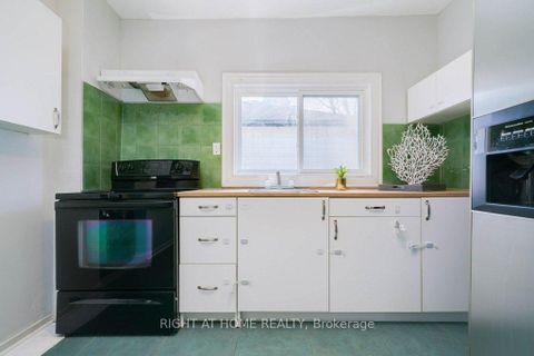 Photo 12 at 16 Forty Third Street, Long Branch, Toronto