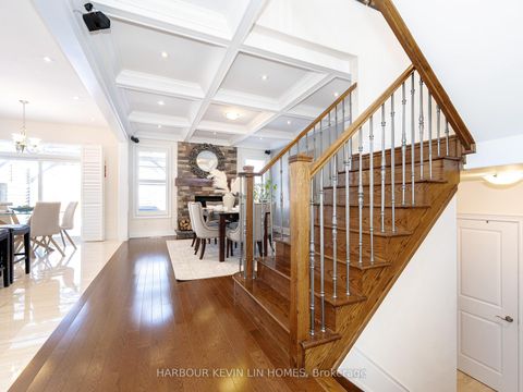 Photo 11 at 44 Philson Court, Cookstown, Innisfil