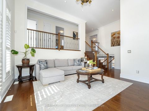 Photo 23 at 44 Philson Court, Cookstown, Innisfil